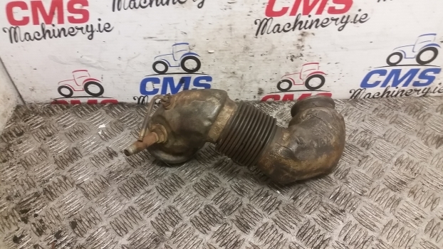 New Holland T5.100, T5.110, T5.120 Exhaust Flexible Pipe 47629316 - Tube d'echappement pour Tracteur agricole: photos 2 New Holland T5.100, T5.110, T5.120 Exhaust Flexible Pipe 47629316 - Tube d'echappement pour Tracteur agricole: photos 2