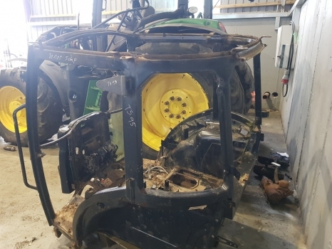 New Holland T5.95, 105, 115 Case Farmall 95u, 105u, 115u Cab Frame 47756580 - Cabine pour Tracteur agricole: photos 3 New Holland T5.95, 105, 115 Case Farmall 95u, 105u, 115u Cab Frame 47756580 - Cabine pour Tracteur agricole: photos 3