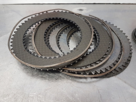 New Holland T5.95, T4, T5, Tl Transmission Clutch Disc Kit 87534848, 87547943 - Disque d'embrayage pour Tracteur agricole: photos 2 New Holland T5.95, T4, T5, Tl Transmission Clutch Disc Kit 87534848, 87547943 - Disque d'embrayage pour Tracteur agricole: photos 2