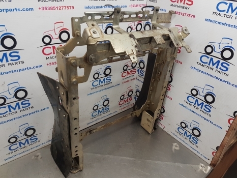 New Holland T5.95, T5.105, T5.115, Case Farmall Intercooler Frame Assy 47420963 - Intercooler pour Tracteur agricole: photos 2 New Holland T5.95, T5.105, T5.115, Case Farmall Intercooler Frame Assy 47420963 - Intercooler pour Tracteur agricole: photos 2