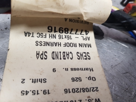 New Holland T5.95, T5.105, T5.115 Wiring Loom, Fuse Box 47778916 - Câble/ Fil pour Tracteur agricole: photos 2 New Holland T5.95, T5.105, T5.115 Wiring Loom, Fuse Box 47778916 - Câble/ Fil pour Tracteur agricole: photos 2