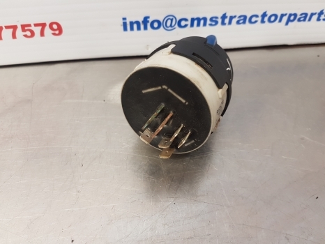 New Holland T5.95, T5, T4, Case Farmall, Ignition Switch 84279201, 84416715 - Système électrique pour Tracteur agricole: photos 2 New Holland T5.95, T5, T4, Case Farmall, Ignition Switch 84279201, 84416715 - Système électrique pour Tracteur agricole: photos 2