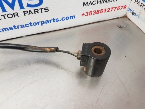 New Holland T5.95, T5, T4.t5000, Case Jxu Solenoid, Coil 87681748 - Système électrique pour Machine agricole: photos 2 New Holland T5.95, T5, T4.t5000, Case Jxu Solenoid, Coil 87681748 - Système électrique pour Machine agricole: photos 2