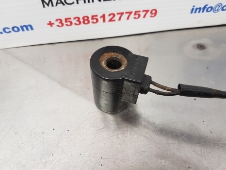 New Holland T5.95, T5, T4.t5000, Case Jxu Solenoid, Coil 87681749, 87683523 - Système électrique pour Machine agricole: photos 2 New Holland T5.95, T5, T4.t5000, Case Jxu Solenoid, Coil 87681749, 87683523 - Système électrique pour Machine agricole: photos 2