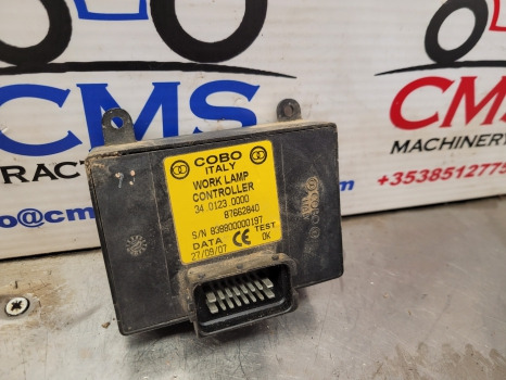 New Holland T6, T6000, T7000, T7 T6070 Plus Work Light Control Module 87662840 - Système électrique: photos 3 New Holland T6, T6000, T7000, T7 T6070 Plus Work Light Control Module 87662840 - Système électrique: photos 3
