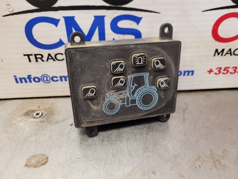New Holland T6, T6000, T7000, T7 T6070 Plus Work Light Control Module 87662840 - Système électrique: photos 1 New Holland T6, T6000, T7000, T7 T6070 Plus Work Light Control Module 87662840 - Système électrique: photos 1
