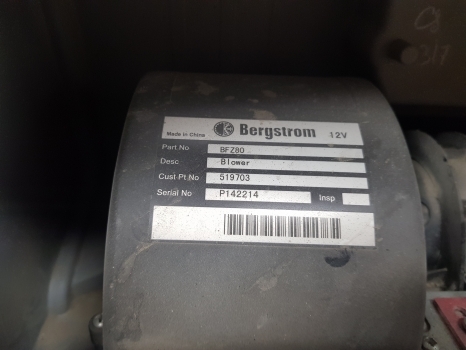 New Holland T6, T7, T6000 Series T7.200 Cab Fan Blower Unit 87651401, 87651402 - Pulseur d'air habitacle pour Tracteur agricole: photos 2 New Holland T6, T7, T6000 Series T7.200 Cab Fan Blower Unit 87651401, 87651402 - Pulseur d'air habitacle pour Tracteur agricole: photos 2