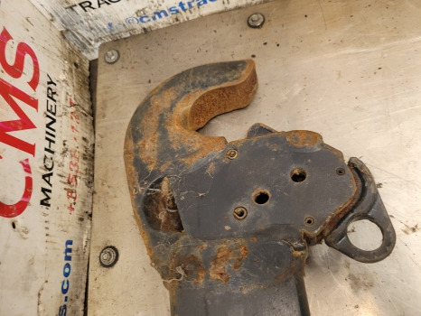 New Holland T6010, T6020, T6050, Ts100a Delta Lift Arm Rhs Mdc 5192283 - Suspension: photos 3 New Holland T6010, T6020, T6050, Ts100a Delta Lift Arm Rhs Mdc 5192283 - Suspension: photos 3