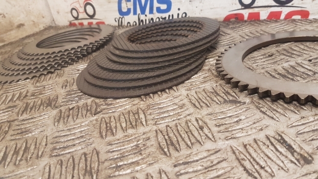 New Holland Tm, 60, M Series Tm120, Tm140 Transmission Clutch Discs Pack 5167863 - Disque d'embrayage pour Tracteur agricole: photos 2 New Holland Tm, 60, M Series Tm120, Tm140 Transmission Clutch Discs Pack 5167863 - Disque d'embrayage pour Tracteur agricole: photos 2