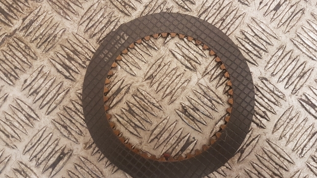 New Holland Tm, 60, M Series Tm120, Tm140 Transmission Clutch Discs Pack 5167863 - Disque d'embrayage pour Tracteur agricole: photos 4 New Holland Tm, 60, M Series Tm120, Tm140 Transmission Clutch Discs Pack 5167863 - Disque d'embrayage pour Tracteur agricole: photos 4