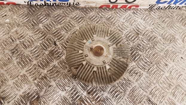 New Holland Ts115 Ford 40 Series 8340 Viscous Fan Clutch F1nn8a616aa, 81872264 - Ventilateur pour Tracteur agricole: photos 2 New Holland Ts115 Ford 40 Series 8340 Viscous Fan Clutch F1nn8a616aa, 81872264 - Ventilateur pour Tracteur agricole: photos 2