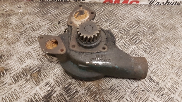 Old Stock Old Stock Water Cooling Pump 3771d04a1 - Pompe à liquide de refroidissement pour Tracteur agricole: photos 1 Old Stock Old Stock Water Cooling Pump 3771d04a1 - Pompe à liquide de refroidissement pour Tracteur agricole: photos 1