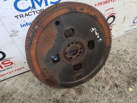 Same Panther 90 Leopard 85 Tiger 100 Engine Flywheel 0.048.1241.3/10 - Volant moteur pour Tracteur agricole: photos 1 Same Panther 90 Leopard 85 Tiger 100 Engine Flywheel 0.048.1241.3/10 - Volant moteur pour Tracteur agricole: photos 1