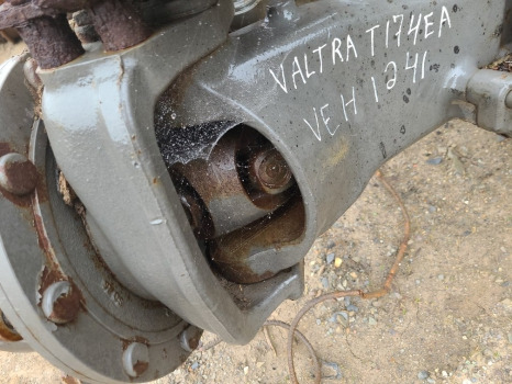 Valtra T174ea Front axle hub rhs complete - Essieu avant pour Machine agricole: photos 3 Valtra T174ea Front axle hub rhs complete - Essieu avant pour Machine agricole: photos 3