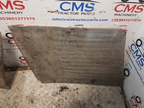 Zetor 8111, 8145, 9111, 9145, 10111 Side Grille Panel 83305020, 83305010 - Calandre pour Tracteur agricole: photos 2 Zetor 8111, 8145, 9111, 9145, 10111 Side Grille Panel 83305020, 83305010 - Calandre pour Tracteur agricole: photos 2