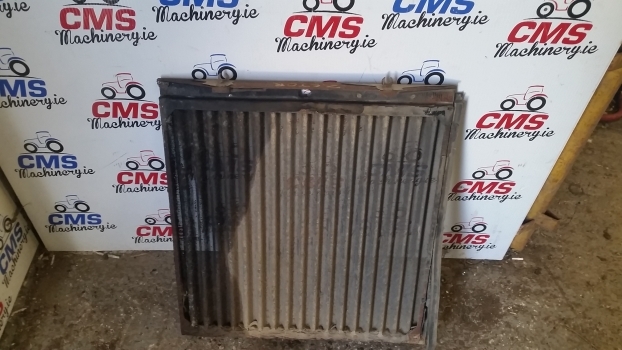 Zetor Radiator Grille - Calandre pour Tracteur agricole: photos 3 Zetor Radiator Grille - Calandre pour Tracteur agricole: photos 3
