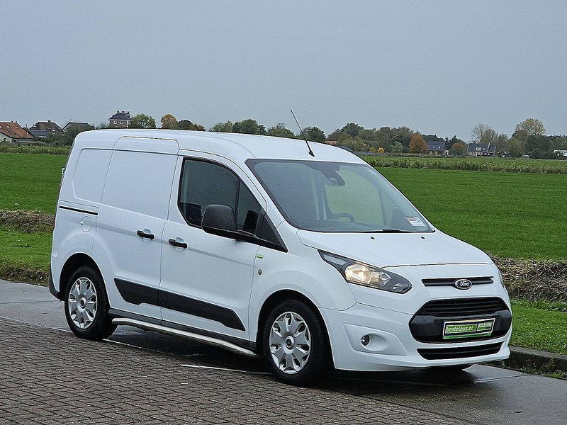 Ford Transit Connect 2.0 - Fourgonnette: photos 4 Ford Transit Connect 2.0 - Fourgonnette: photos 4