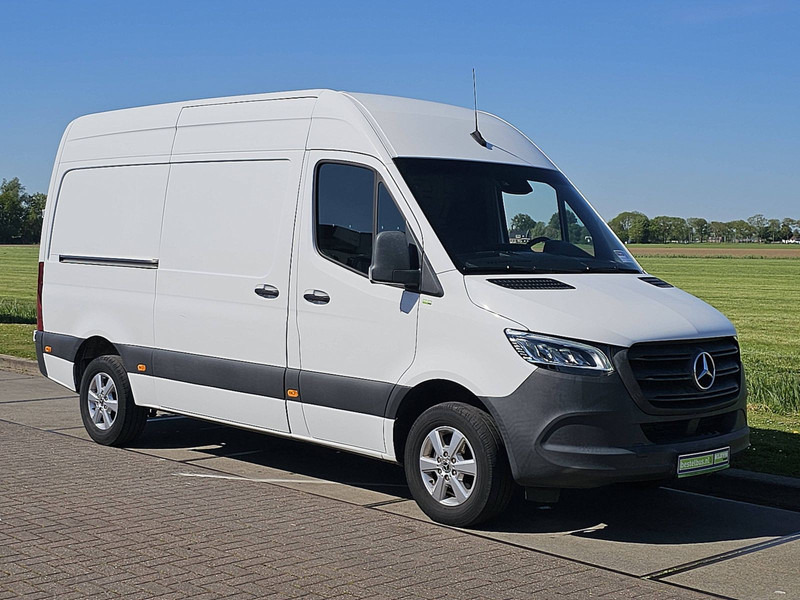 Mercedes-Benz Sprinter 316 CDI AUT. L2H2 LED - Fourgonnette: photos 4 Mercedes-Benz Sprinter 316 CDI AUT. L2H2 LED - Fourgonnette: photos 4
