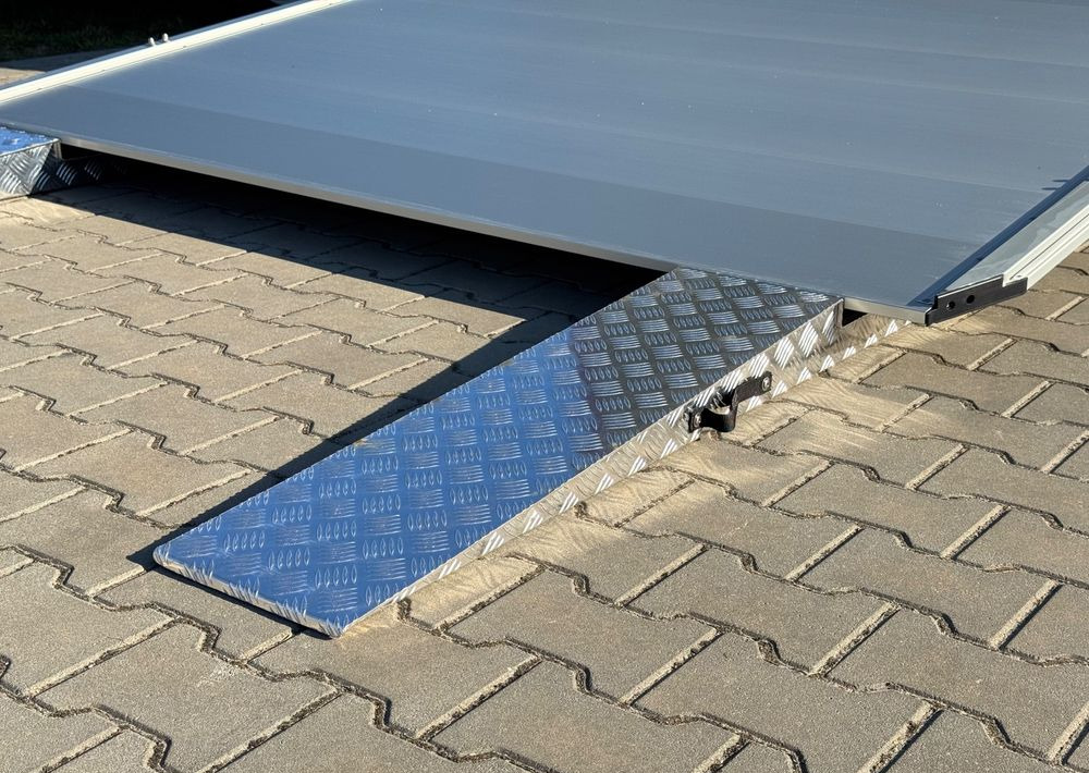 Remorque porte-voitures neuf DEBON C2000 - zamknięta przyczepa do przewozu aut, 550 x 215 cm, 3500kg, felgi ALU, wciągarka elektryczna: photos 16