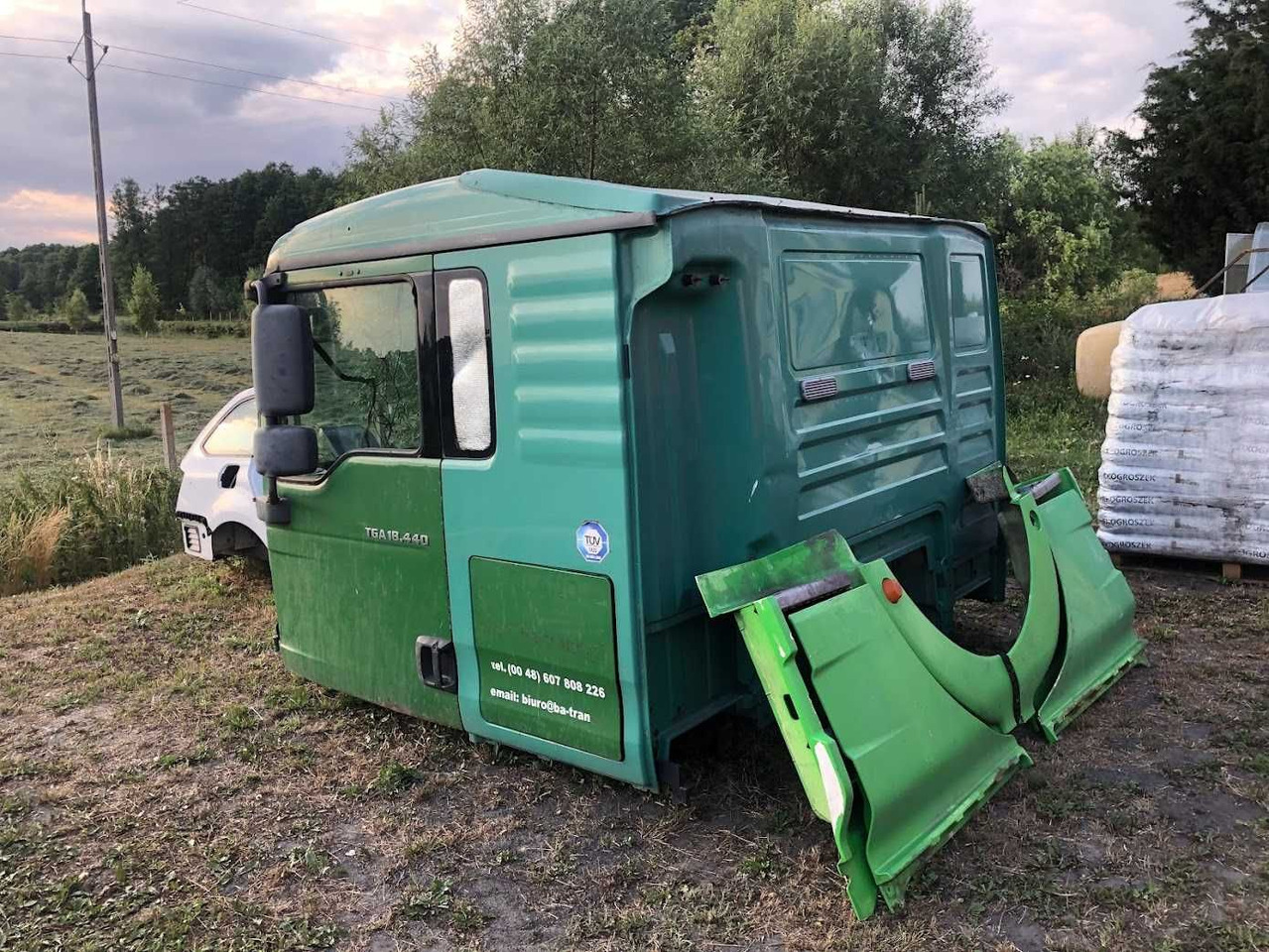 Kabina niska do MAN TGA , 2007 r - Cabine pour Camion: photos 1 Kabina niska do MAN TGA , 2007 r - Cabine pour Camion: photos 1