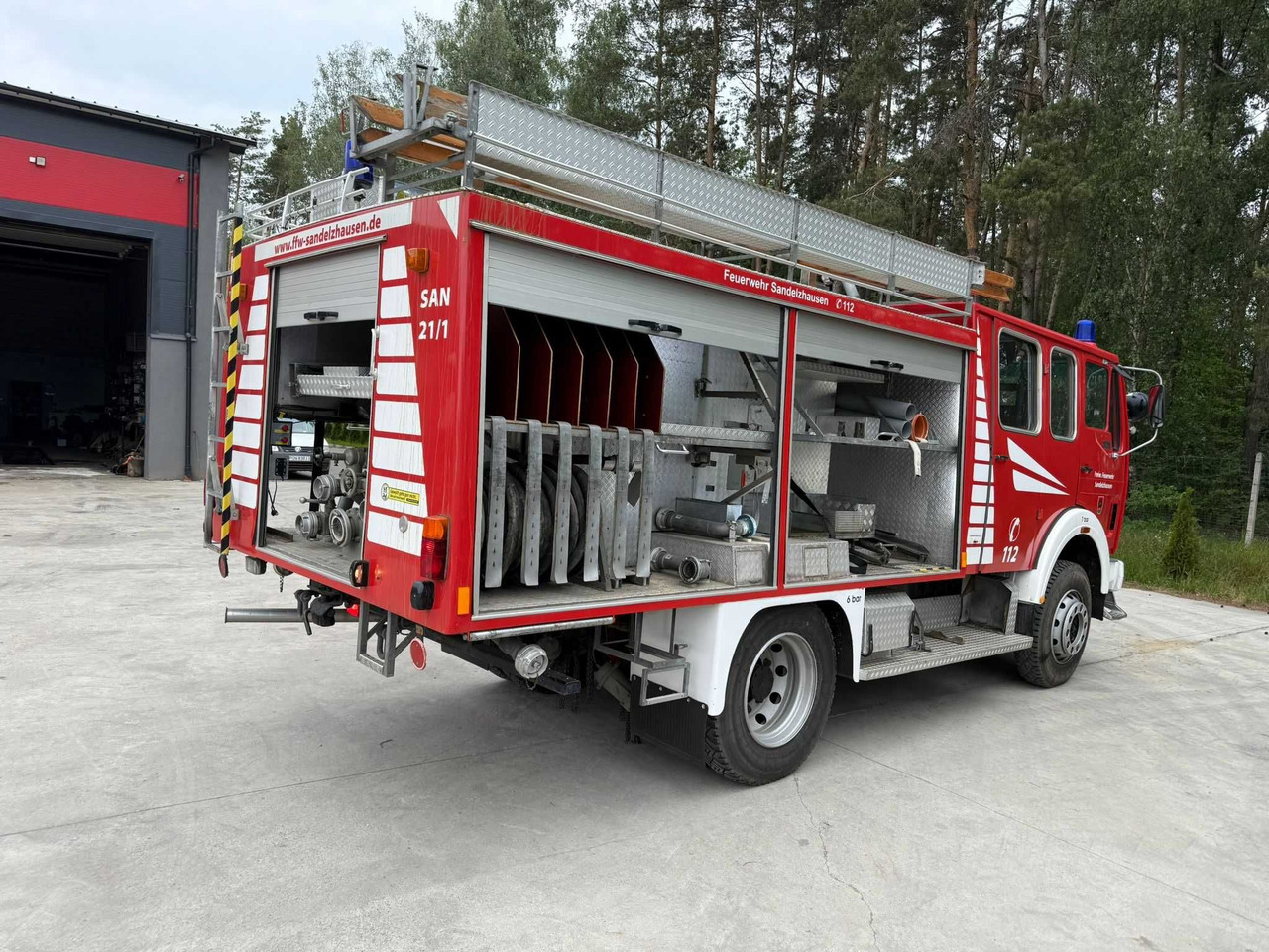 Mercedes 1019AF,4x4,Wóz strażacki, 50610 km, 2500 l, Import Niemcy - Camion de pompier: photos 3 Mercedes 1019AF,4x4,Wóz strażacki, 50610 km, 2500 l, Import Niemcy - Camion de pompier: photos 3