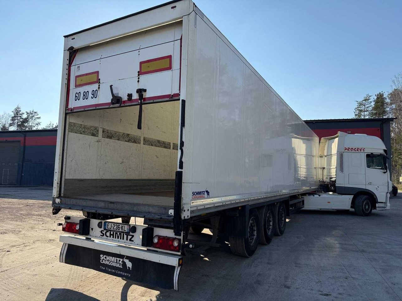 Schmitz Izoterma Kontener Box, 2017r, roleta , 481083 km , z Francji - Semi-remorque isothermique: photos 2 Schmitz Izoterma Kontener Box, 2017r, roleta , 481083 km , z Francji - Semi-remorque isothermique: photos 2