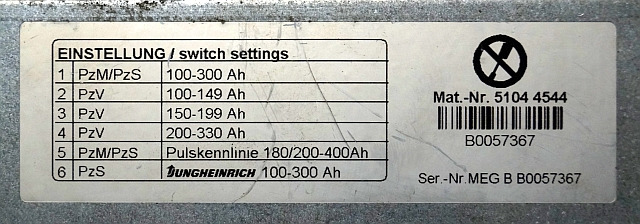Jungheinrich 51044544 | build in charger 24V/30A 100-300Ah sn. B0057367 - Système électrique pour Matériel de manutention: photos 5 Jungheinrich 51044544 | build in charger 24V/30A 100-300Ah sn. B0057367 - Système électrique pour Matériel de manutention: photos 5