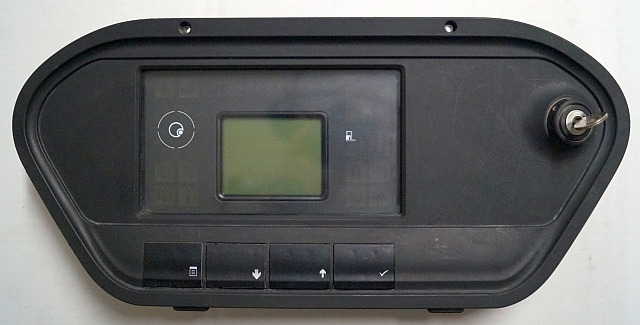 Linde 0009400747 | Display LDU-01/11 SR03 1502030113 from Linde R16HD-01 year 2 - Panel de instrumentos pour Matériel de manutention: photos 1 Linde 0009400747 | Display LDU-01/11 SR03 1502030113 from Linde R16HD-01 year 2 - Panel de instrumentos pour Matériel de manutention: photos 1