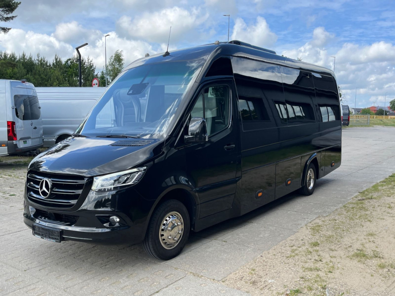 Mercedes-Benz Sprinter 519 HIGH DECK/ 3.0 V6 /LUXURY Bus/ 6.8t - Autocar: photos 4 Mercedes-Benz Sprinter 519 HIGH DECK/ 3.0 V6 /LUXURY Bus/ 6.8t - Autocar: photos 4