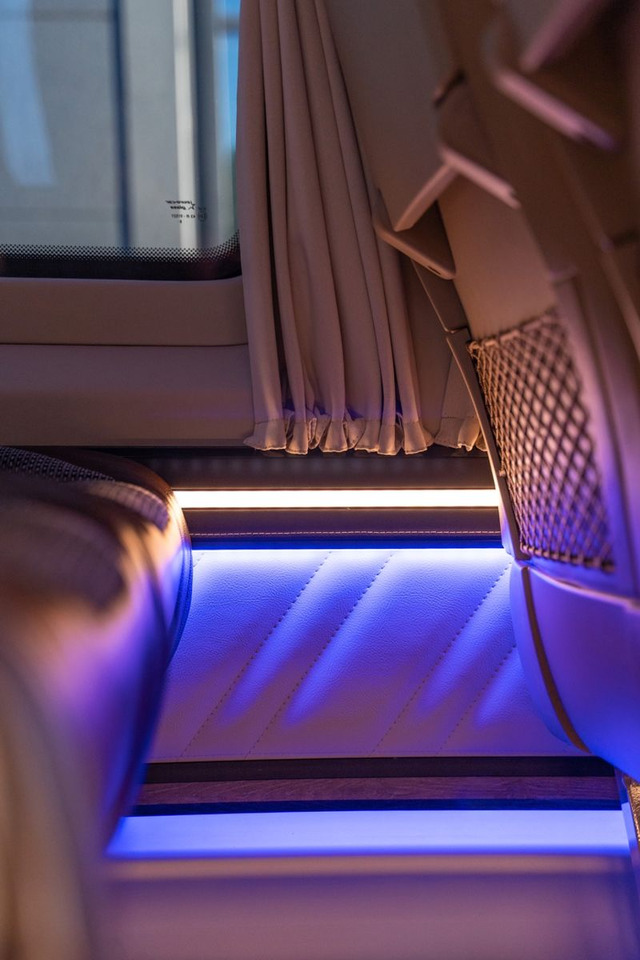 Minibus, Transport de personnes Mercedes-Benz Sprinter 519 LUXURY Tourist Bus with XXL Trunk: photos 20