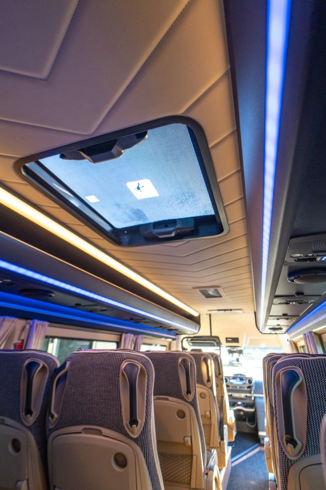 Minibus, Transport de personnes Mercedes-Benz Sprinter 519 LUXURY Tourist Bus with XXL Trunk: photos 22