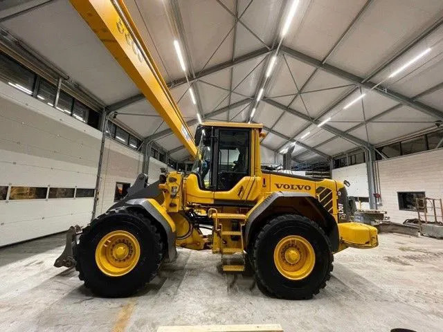Volvo L70 F - Chargeuse sur pneus: photos 1 Volvo L70 F - Chargeuse sur pneus: photos 1