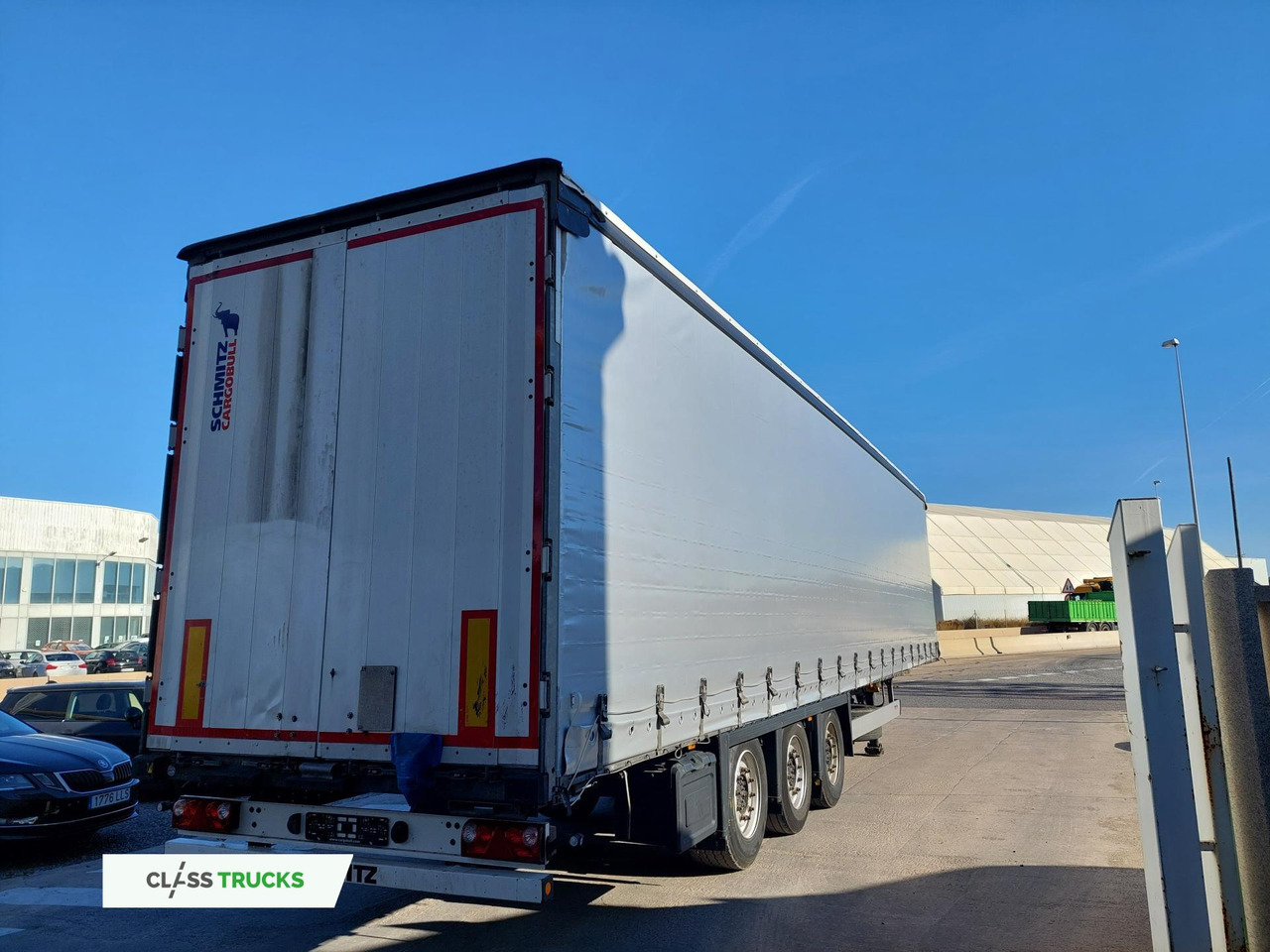 Schmitz Cargobull SCS24/L Varios - Semi-remorque rideaux coulissants: photos 3 Schmitz Cargobull SCS24/L Varios - Semi-remorque rideaux coulissants: photos 3