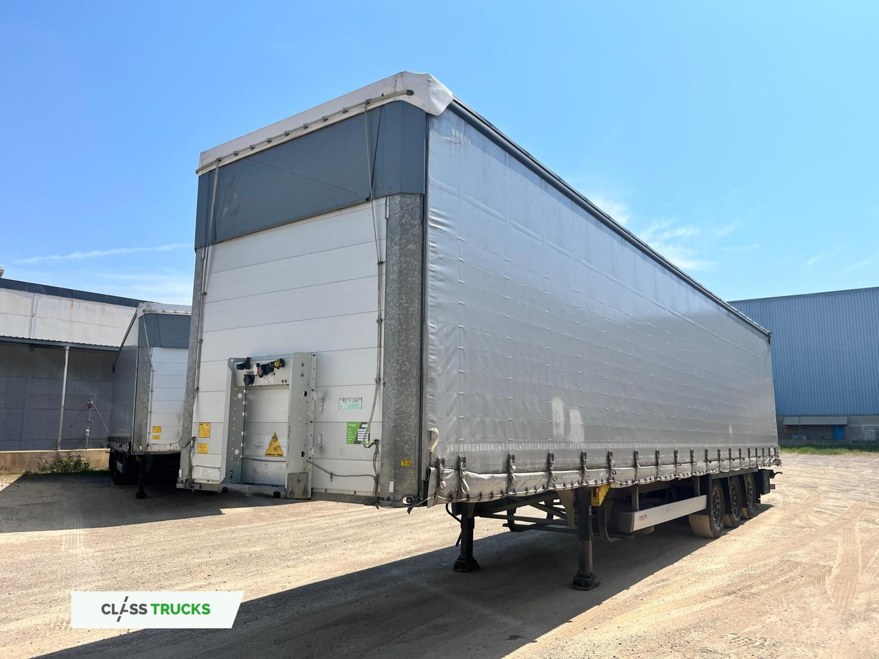 Schmitz Cargobull SCS24/L Varios - Semi-remorque rideaux coulissants: photos 1 Schmitz Cargobull SCS24/L Varios - Semi-remorque rideaux coulissants: photos 1