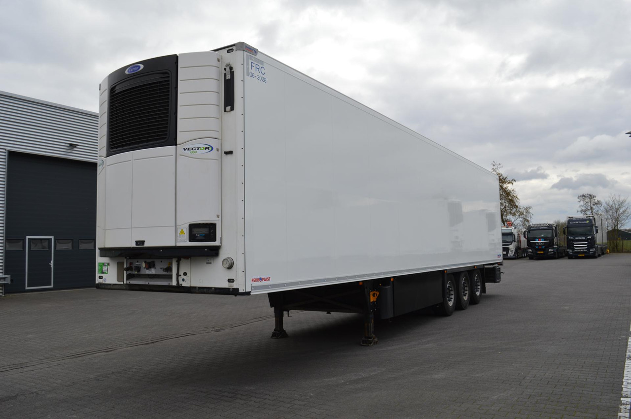 Schmitz Cargobull SKO FP 45 Carrier Vector 1550 - Semi-remorque frigorifique: photos 1 Schmitz Cargobull SKO FP 45 Carrier Vector 1550 - Semi-remorque frigorifique: photos 1