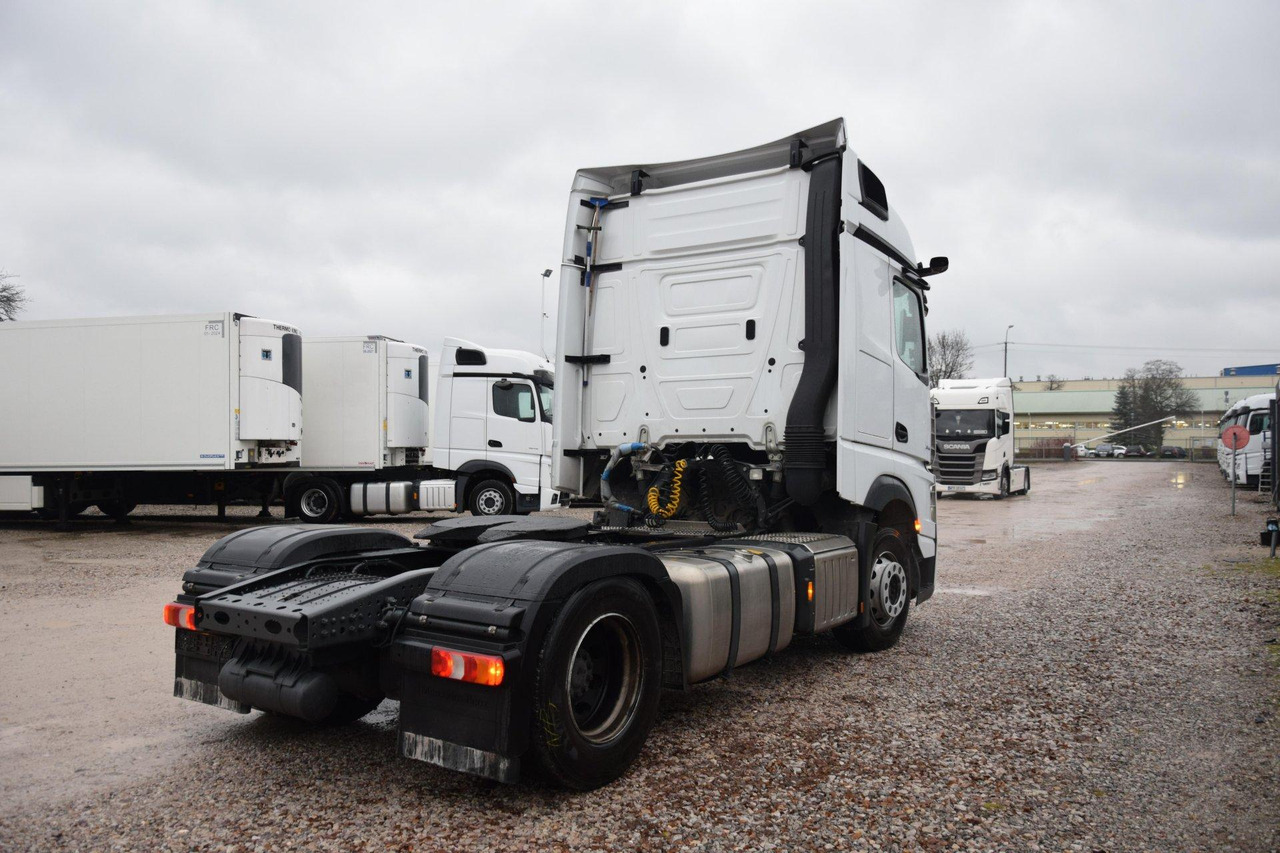 Mercedes-Benz Actros 5 1845 BigSpace Max tanks - Tracteur routier: photos 4 Mercedes-Benz Actros 5 1845 BigSpace Max tanks - Tracteur routier: photos 4