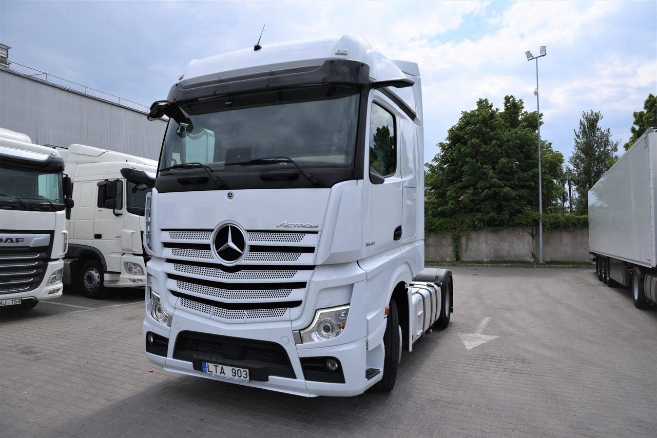 Mercedes-Benz Actros 5 1845 BigSpace - Tracteur routier: photos 1 Mercedes-Benz Actros 5 1845 BigSpace - Tracteur routier: photos 1