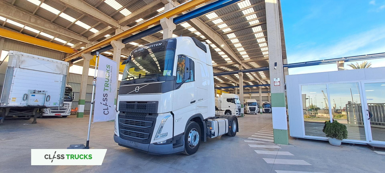 Volvo FH 460 Globetrotter XL Retarder i-Save - Tracteur routier: photos 1 Volvo FH 460 Globetrotter XL Retarder i-Save - Tracteur routier: photos 1