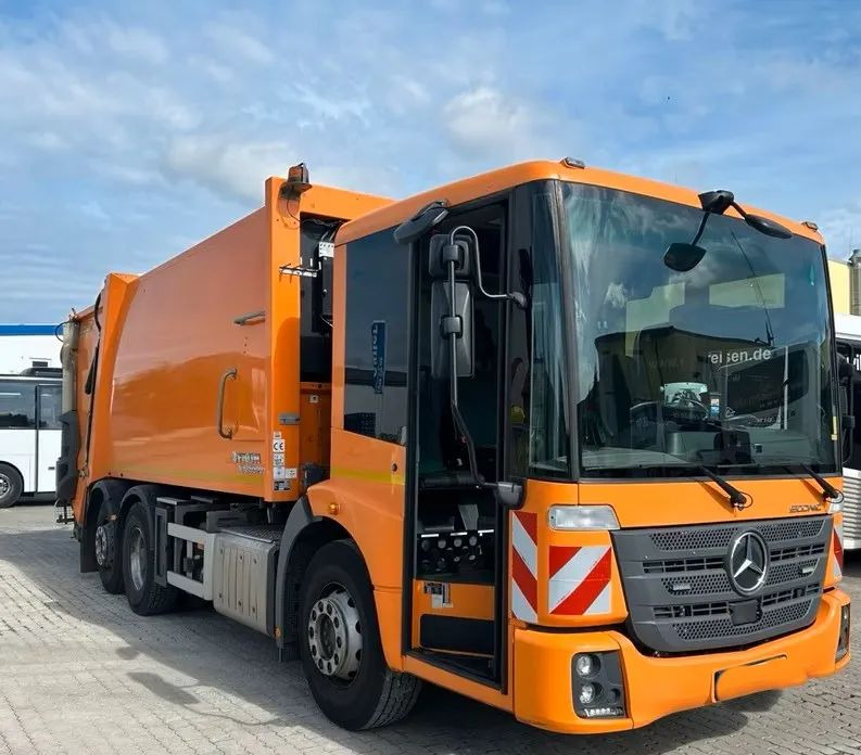 Mercedes-Benz Econic 2630 L Faun Variopress Zöller / 1. właściciel / Euro6 / 6x2 / - Benne à ordures ménagères: photos 1 Mercedes-Benz Econic 2630 L Faun Variopress Zöller / 1. właściciel / Euro6 / 6x2 / - Benne à ordures ménagères: photos 1