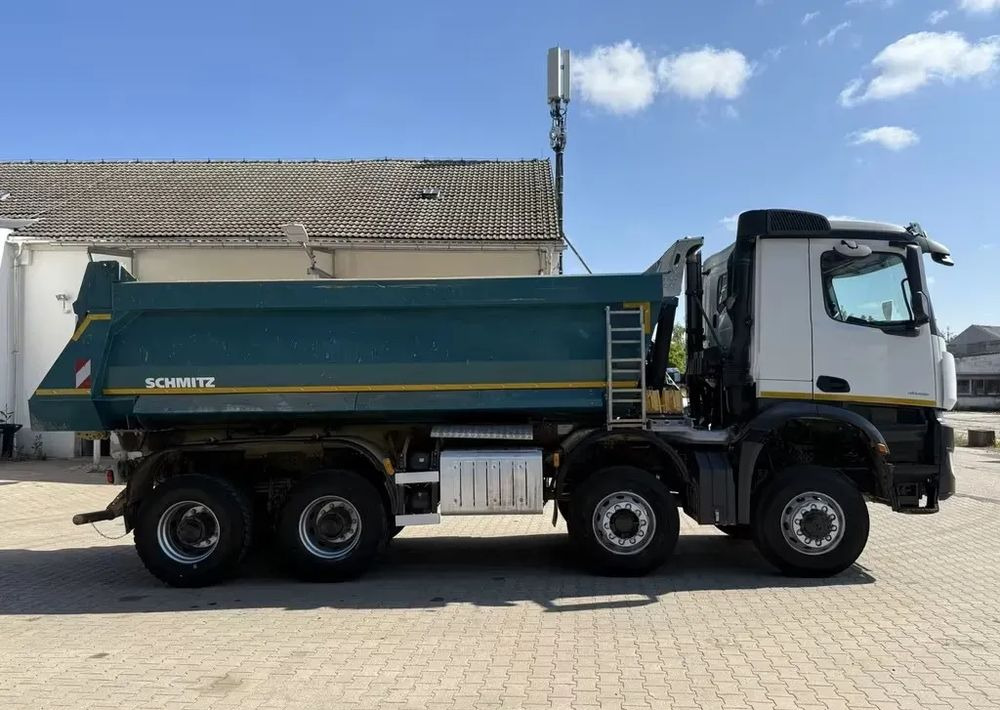 Mercedes-Benz Mercedes-Benz Arocs 4145AK 8x6 Allrad | Wywrotka Schmitz Mulda z hydrauliczną zabudową kiprującą | Euro 6c | Przebieg: 144 249 km !!!! - Camion benne: photos 1 Mercedes-Benz Mercedes-Benz Arocs 4145AK 8x6 Allrad | Wywrotka Schmitz Mulda z hydrauliczną zabudową kiprującą | Euro 6c | Przebieg: 144 249 km !!!! - Camion benne: photos 1