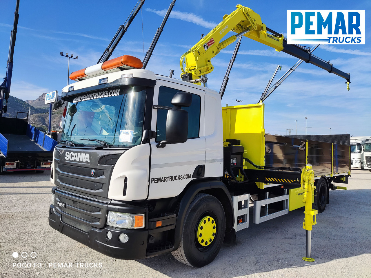SCANIA P 250 GRUA CAJA FIJA - Camion grue: photos 1 SCANIA P 250 GRUA CAJA FIJA - Camion grue: photos 1