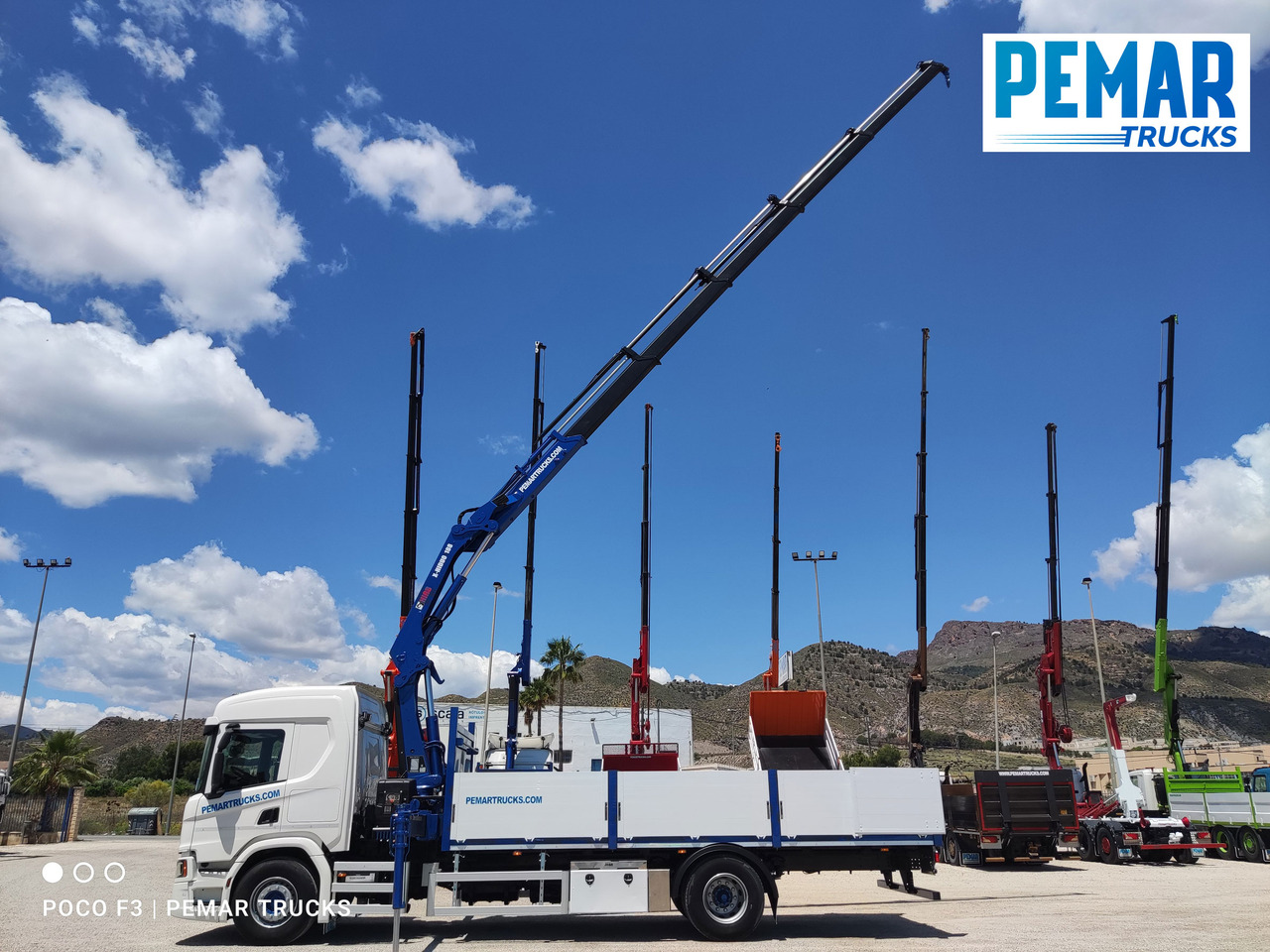 SCANIA P 370 GRUA CAJA FIJA 18T - Camion grue: photos 5 SCANIA P 370 GRUA CAJA FIJA 18T - Camion grue: photos 5