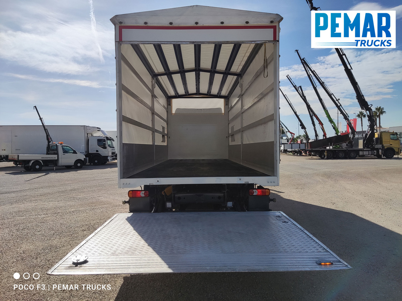 Camion à rideaux coulissants VOLVO FL 250 SEMITAUTLINER 16T: photos 11 Camion à rideaux coulissants VOLVO FL 250 SEMITAUTLINER 16T: photos 11