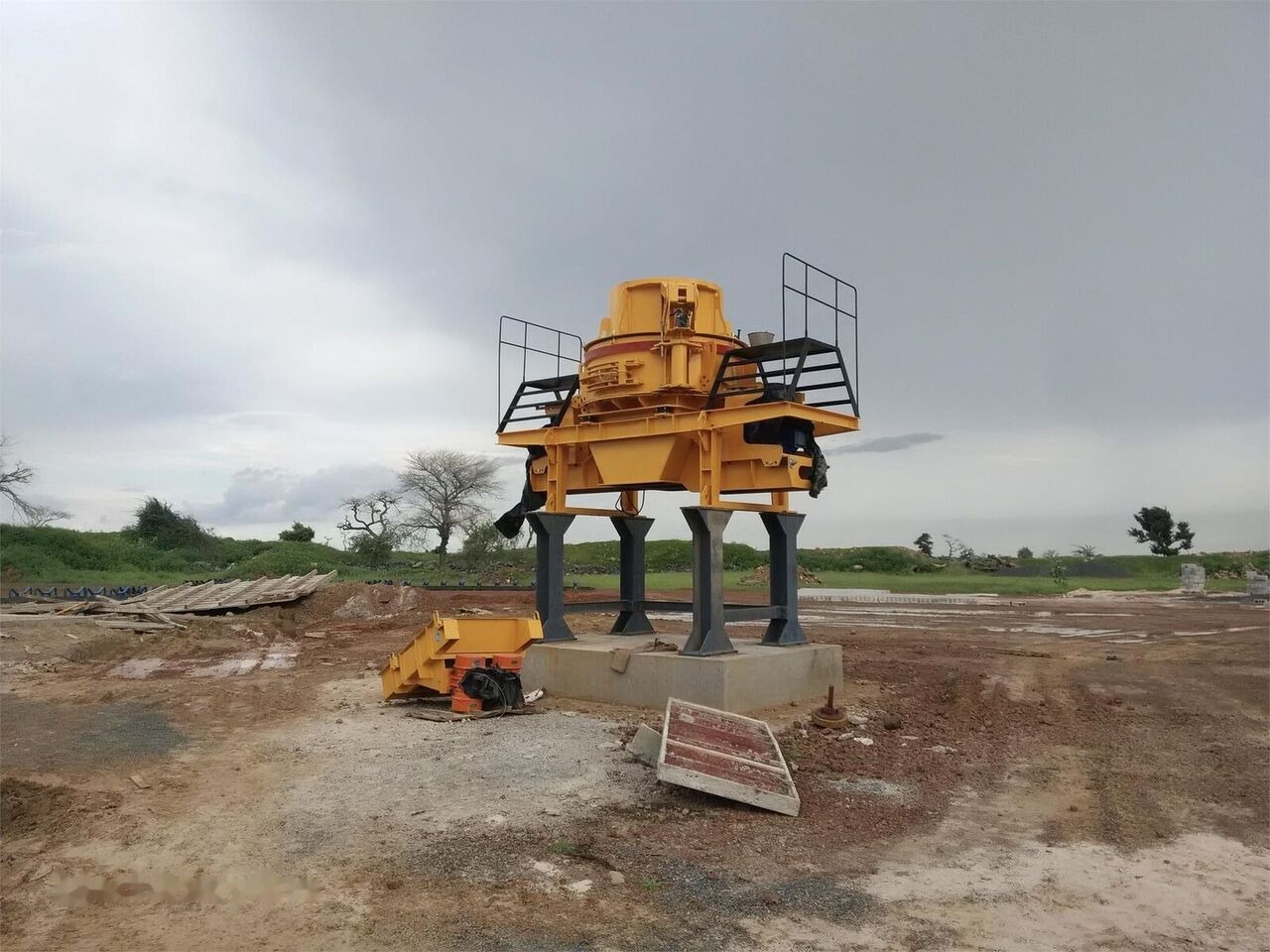 Kinglink 250-300 TPH Stationary Basalt Stone Crushing Plant - Concasseur: photos 2 Kinglink 250-300 TPH Stationary Basalt Stone Crushing Plant - Concasseur: photos 2