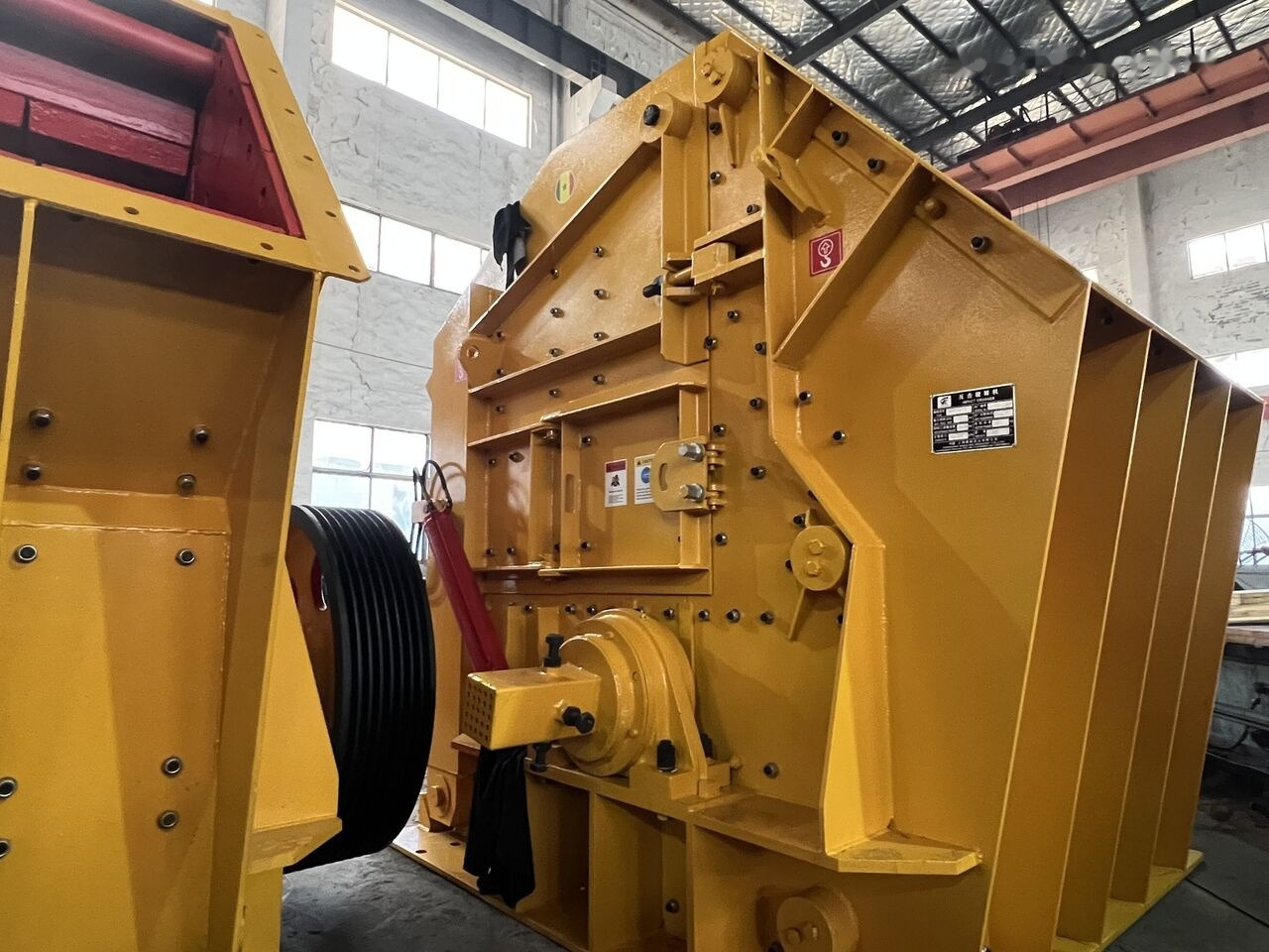 Kinglink KPF1416 Limestone Impact Crusher - Concasseur à percussion: photos 1 Kinglink KPF1416 Limestone Impact Crusher - Concasseur à percussion: photos 1