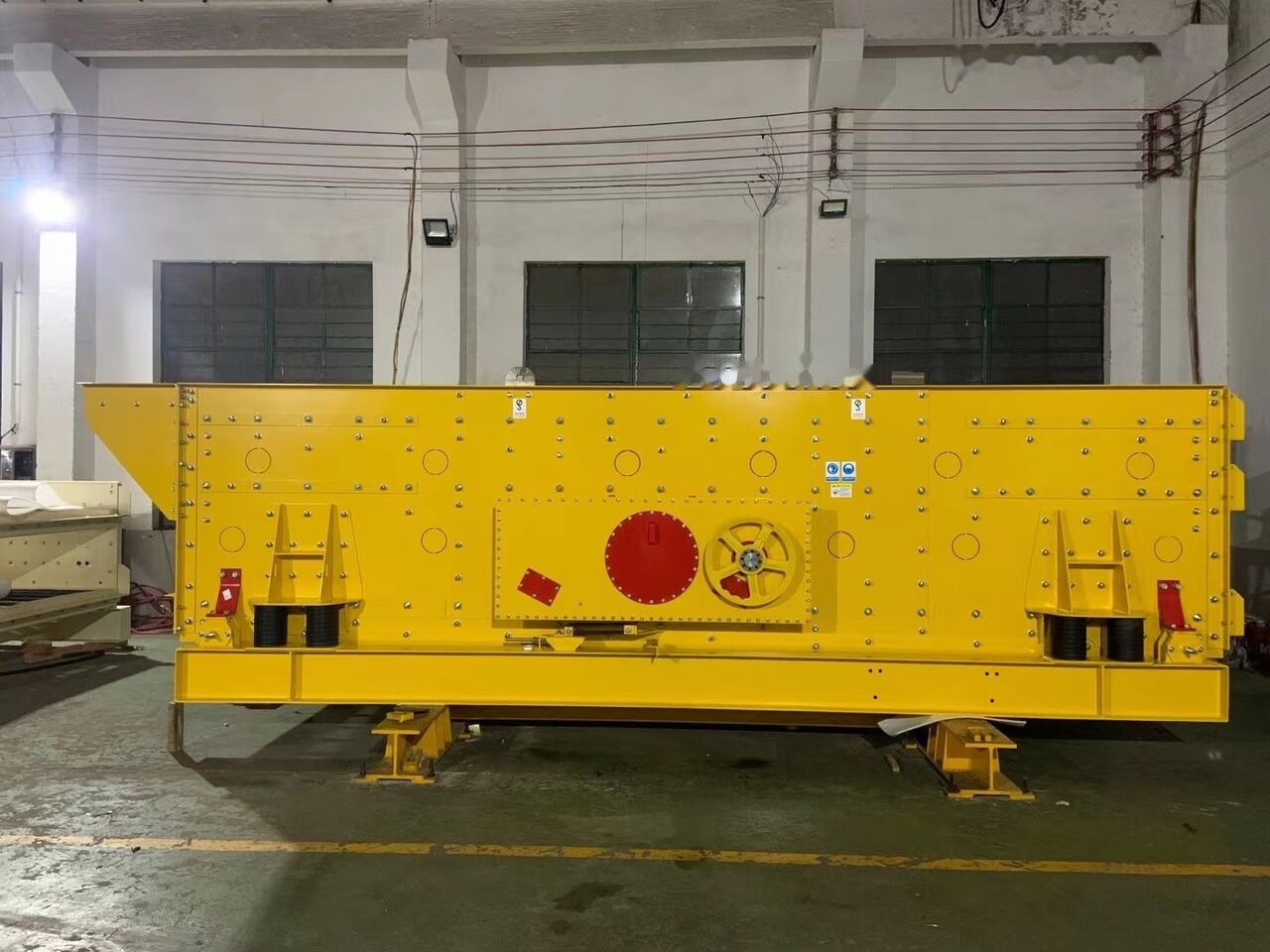 Kinglink KTH Horizontal Vibrating Screen | Triple Shafts - Crible: photos 2 Kinglink KTH Horizontal Vibrating Screen | Triple Shafts - Crible: photos 2