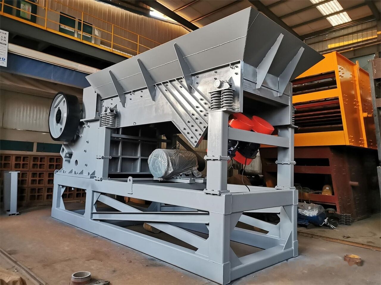 Kinglink PEX500X1500 Skid frame mounted jaw crusher for Concrete Plant - Concasseur à mâchoires: photos 1 Kinglink PEX500X1500 Skid frame mounted jaw crusher for Concrete Plant - Concasseur à mâchoires: photos 1
