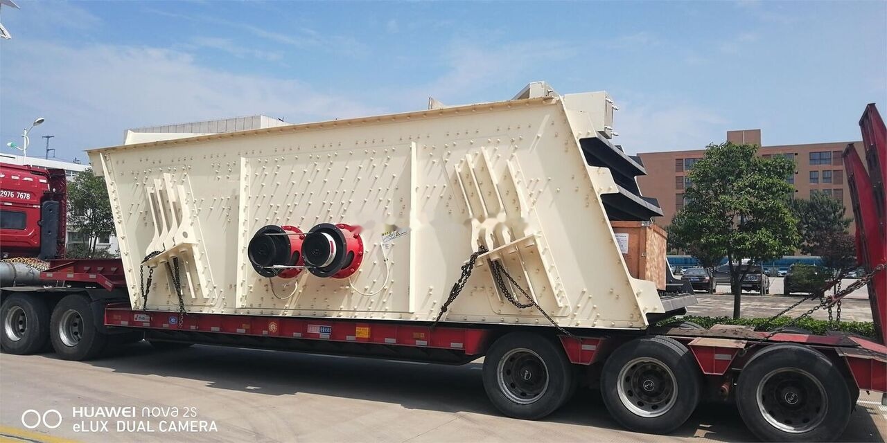 Kinglink TWIN SHAFT VIBRATING SCREEN 3YK2460 - Crible: photos 4 Kinglink TWIN SHAFT VIBRATING SCREEN 3YK2460 - Crible: photos 4