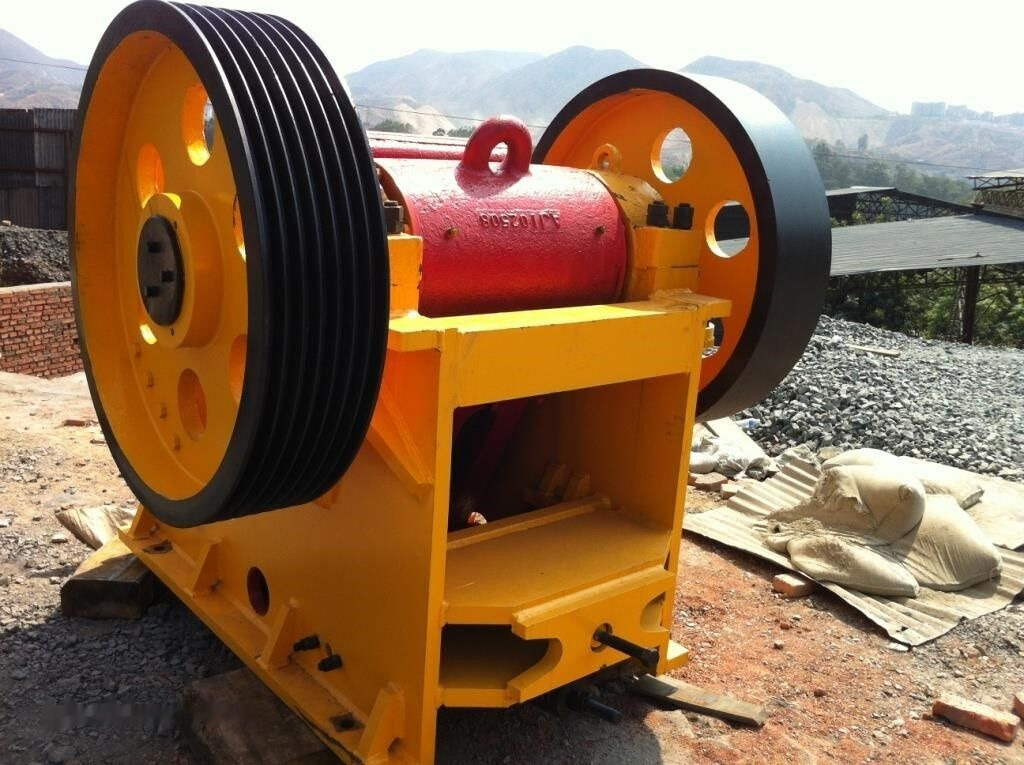Kinglink Zinc Mineral Stone Jaw Crusher 2030 | PE500x750 - Concasseur à mâchoires: photos 2 Kinglink Zinc Mineral Stone Jaw Crusher 2030 | PE500x750 - Concasseur à mâchoires: photos 2