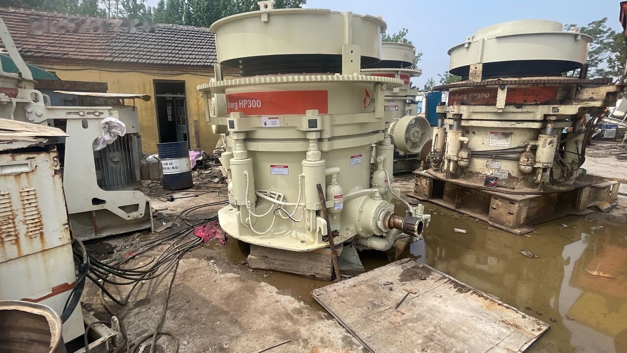 Metso HP300 - Concasseur à cône: photos 5 Metso HP300 - Concasseur à cône: photos 5